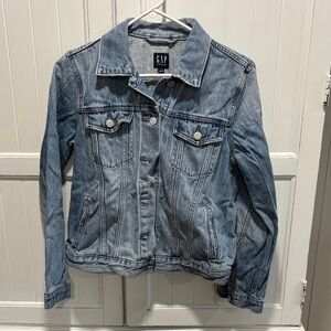 GAP Women's Light Blue Denim Jacket